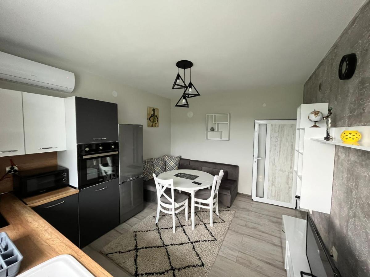 Apartment Enina Veliko Tarnovo Buitenkant foto