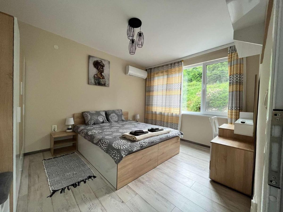 Apartment Enina Veliko Tarnovo Buitenkant foto
